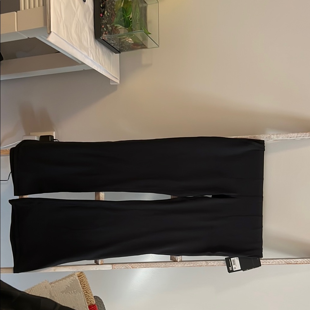 Elegant Black Wide-Leg Pants